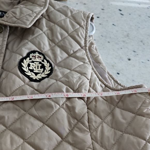 Ralph Lauren Beige Quilted Vest - Picture 6 of 11